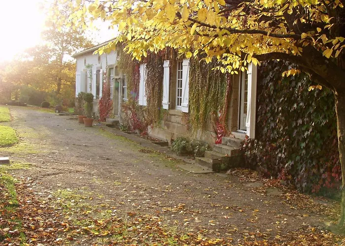 Le Prieuré 4* Aydoilles