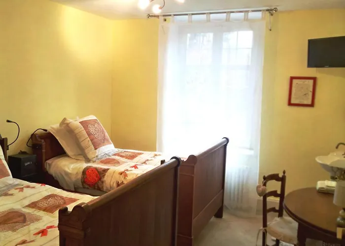 Le Prieuré Affittacamere Aydoilles