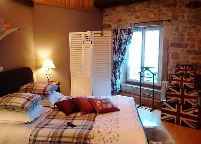 Le Prieure 4* Aydoilles