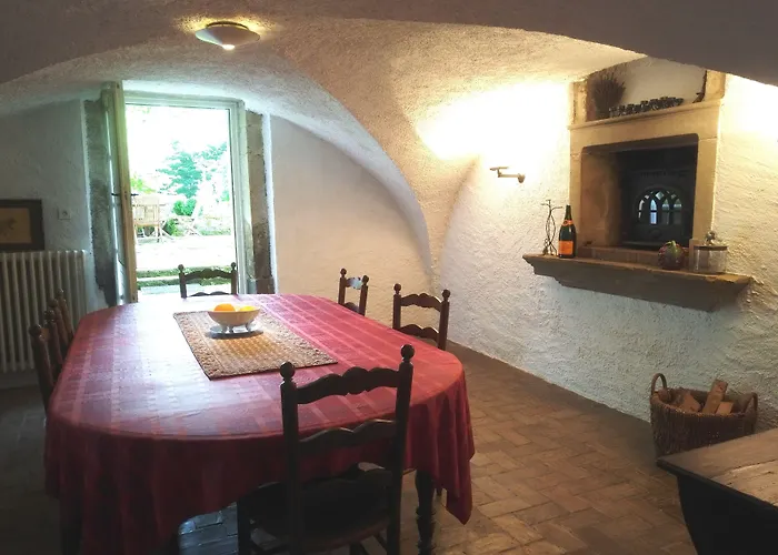 Le Prieure 4* Aydoilles